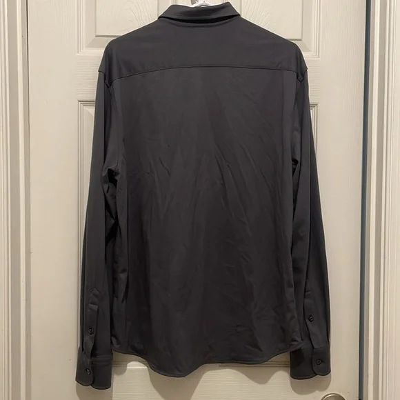 Untuck it - Picture 5 of 5